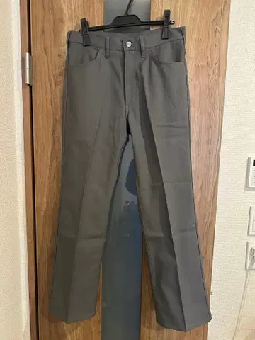 [ 새상품급 ] Wrangler 랭글러 런처 그레이 슬랙스 사이즈 M