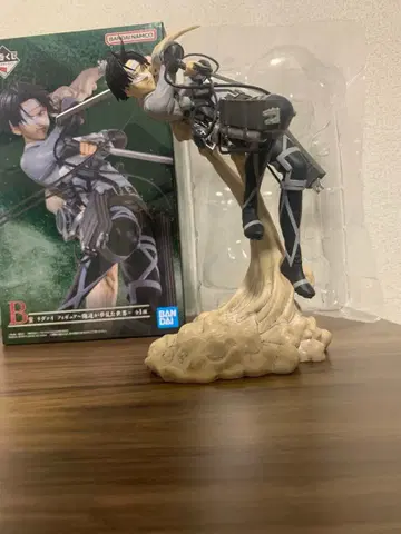 진격의 거인 제일복권 땅울림 B상 리바이 피규어 우리가 꿈꿨던 세계