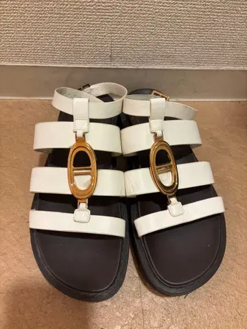 찰스앤키스 샌들