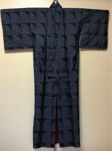 일본 의류 C2  남색 블랙 빨간색