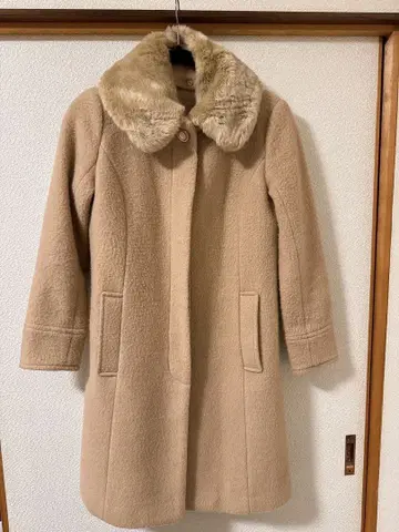 Vis베이지 퍼 옷깃 롱 코트