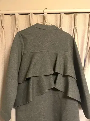 HERENCIA 그레이 프릴 롱 코트