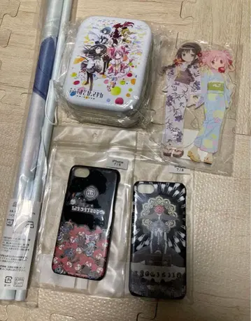 마마마 마기레코 태피스트리 아크릴 스탠드 스마트폰 케이스 캔 묶음 판매