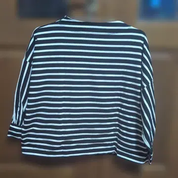 새상품급 ketty 파오디로 긴팔 티셔츠