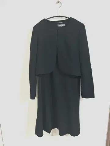 마리끌레르 블랙 원피스 수트