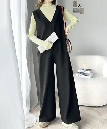 새상품 클래식 엘프 오버롤 2way 지퍼 V넥 살로펫 L