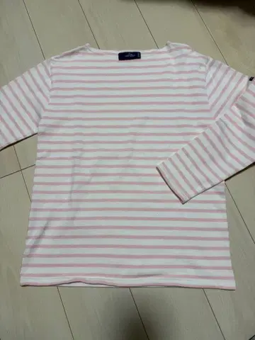 SAINT JAMES 긴팔 T셔츠 화이트와 핑크 스트라이프