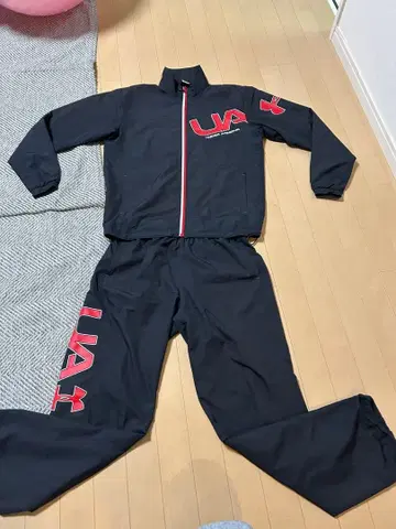 언더아머 우븐 자켓 상하의 세트 M 사이즈