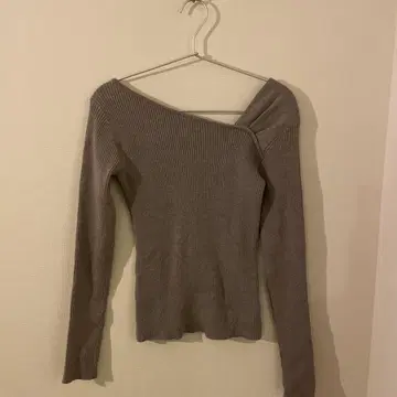 LAGUNA MOON 어시멘틀리 리브 스웨터