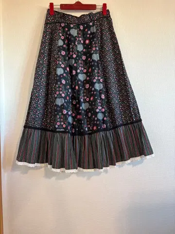 [ 빈티지 ] Yessica 꽃무늬 플레어 스커트