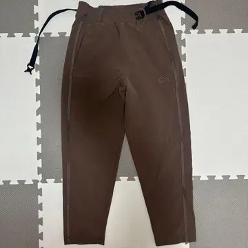 adidas 브라운 스트레이트 팬츠
