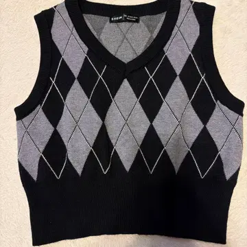 새상품 미사용 아가일 베스트