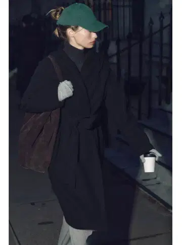 ZARA 소프트 벨트 포함 후드 코트 랩 코트 XS