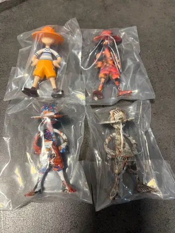 원피스 피규어 4체 세트 루피즈