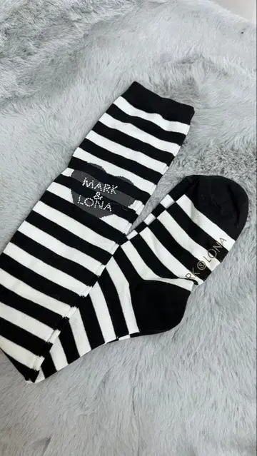 MARK & LONA 스트라이프 삭스