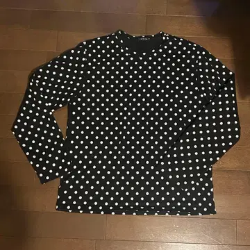 와이즈 포 리빙 롱 슬리브 티셔츠