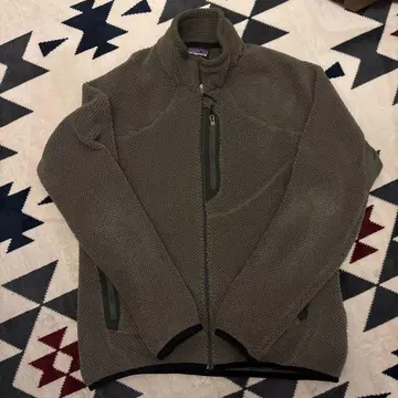 파타고니아 mars r2