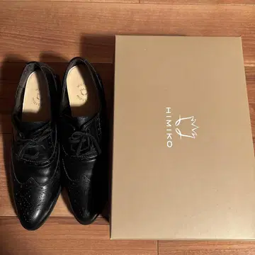 미사용 새상품 HIMIKO 레이스업 브로그 슈즈 24.5cm
