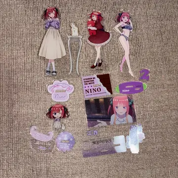 나카노 니노 아크릴 스탠드 세트 2