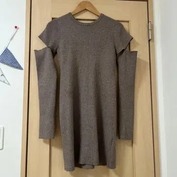 코코딜, 원피스