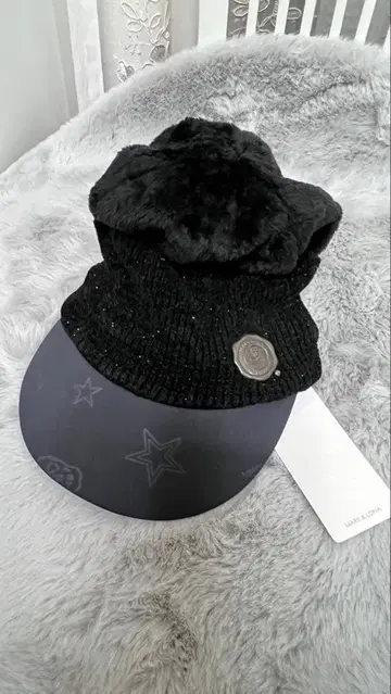 MARK & LONA 블랙 니트 모자