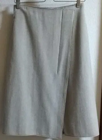 드레 스테리아 스커트