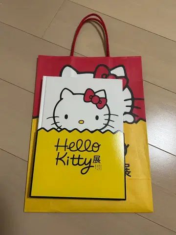 헬로키티 Hello Kitty전 도록 교토전 (덤 스티커 포함)