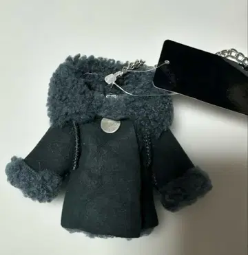 (새상품) 양가죽 무스탕 코트형 백참