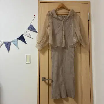 코코딜, 원피스