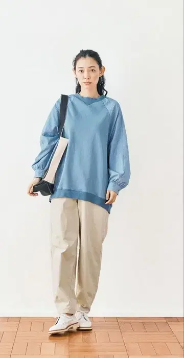 and myera 베이직하지 않은 트레이닝복 M