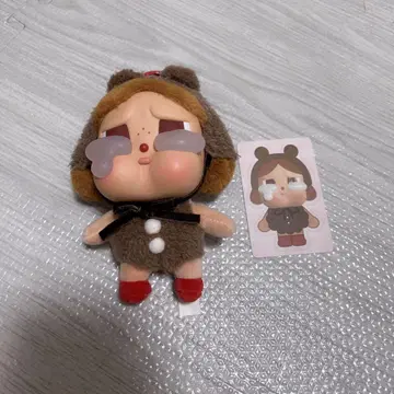 POPMART crying again 곰