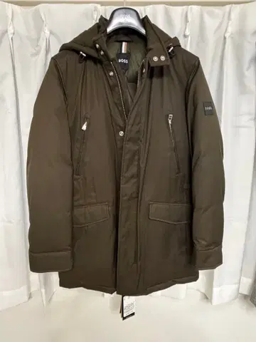 미사용 새상품 휴고보스 다운 코트 46 M