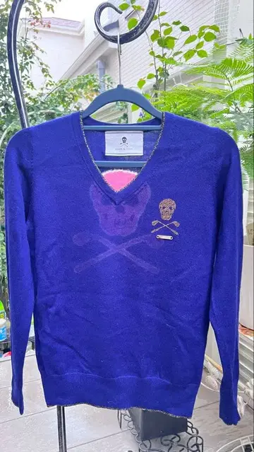 MARK & LONA 보라색 V넥 스웨터