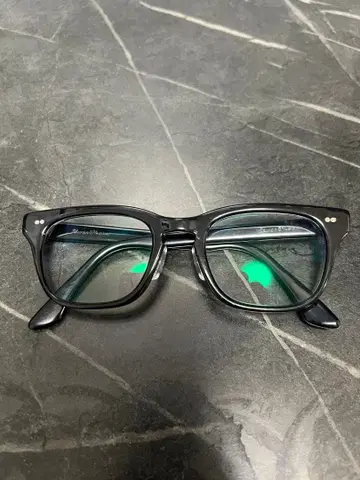 슈론 미치 블랙 코받침 가공 완료