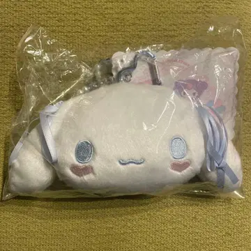 미개봉 새상품 쇼비도 시나모롤 카라비너 포함 다이컷 미니 파우치