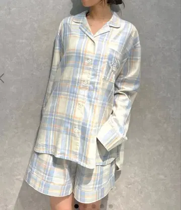 [ 새상품 ] 젤라피케 트렌드 체크 무늬 셔츠 숏팬츠 상하의 세트