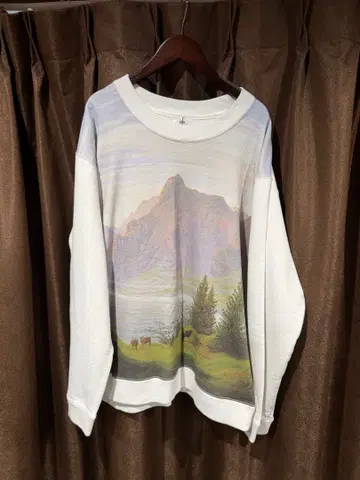 Soe 풍경 프린트 크루넥 트레이닝복