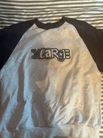 XLARGE 트레이닝복