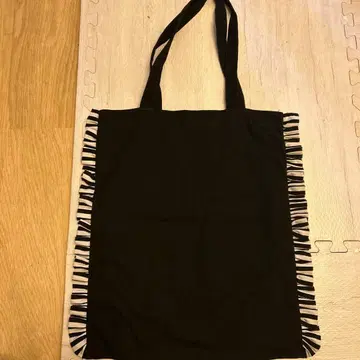 BORDERSatBALCONY 토트백