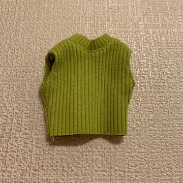 포피 후드티의 상의