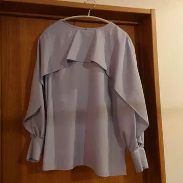 [ anni plus ] 색스 블루 블라우스