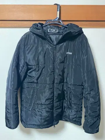 RTEG 후드 부착 블랙 다운 자켓 M