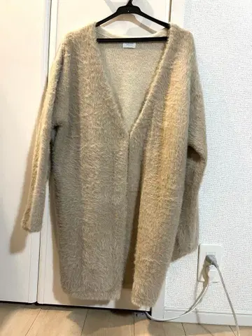 (새상품급) ROSEBUD 베이지 인조 모피 가디건