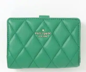 케이트 스페이드 뉴욕 퀼팅 가죽 접이식 지갑 그린