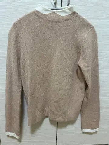 야마다야 그랜드 테이블 베이지 니트 스웨터 긴팔 카라 부착