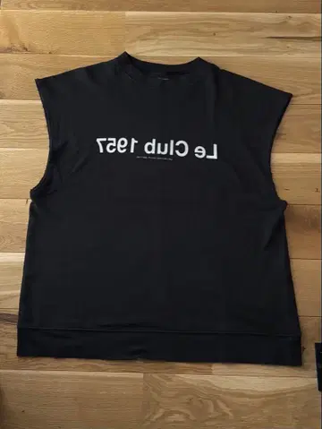 Plage 슬리브리스 티셔츠