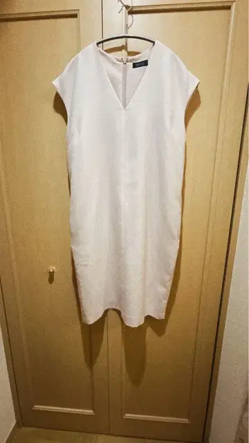 바니즈 BARNEYS NEW YORK 원피스 핑크 V넥