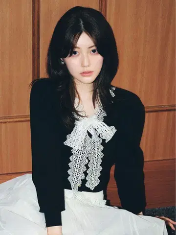 SNIDEL 레이스 보타이 가디건 완판템