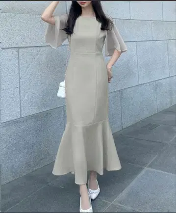 JUNOAH 시어 슬리브 머메이드 원피스 라이트 그레이