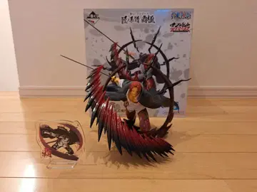 제일복권 원피스 B상 샹크스 피규어 신피 묵식괴기